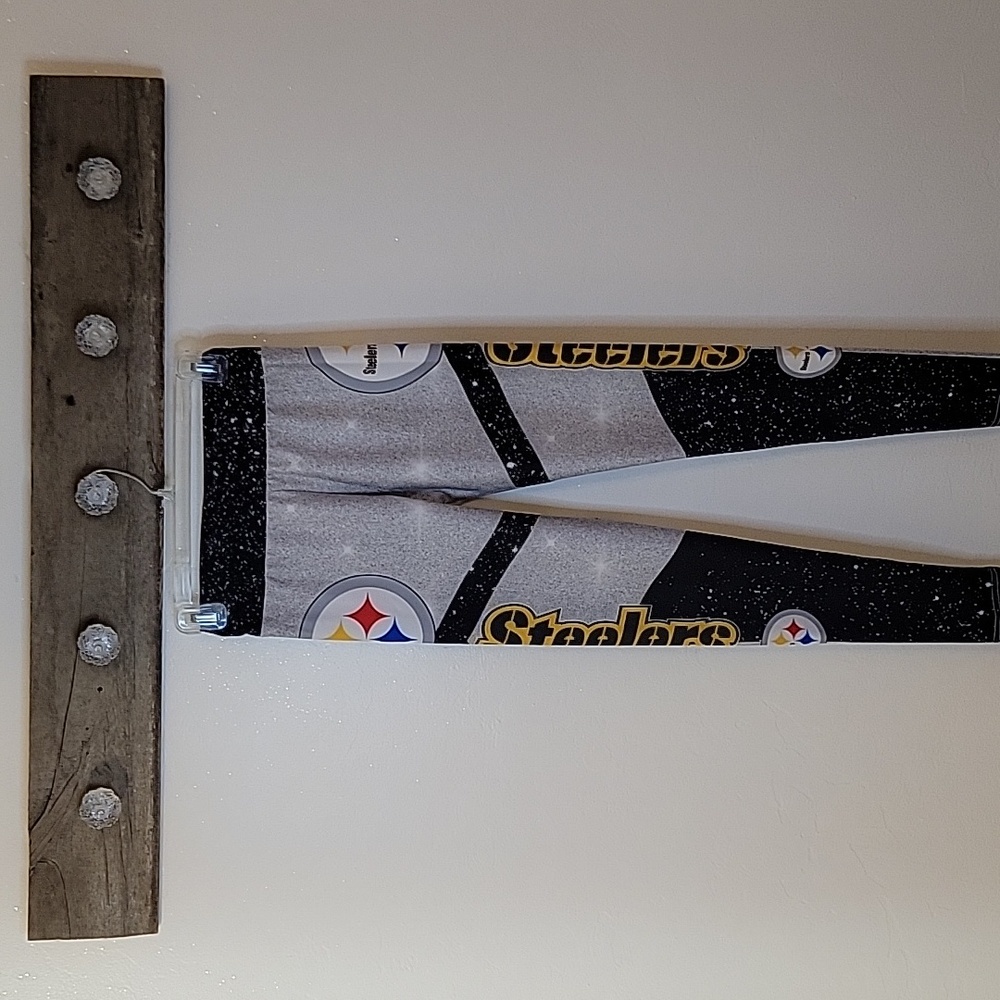 NWOT Zubaz Pittsburgh Steelers  Women's Leggings SZ XS